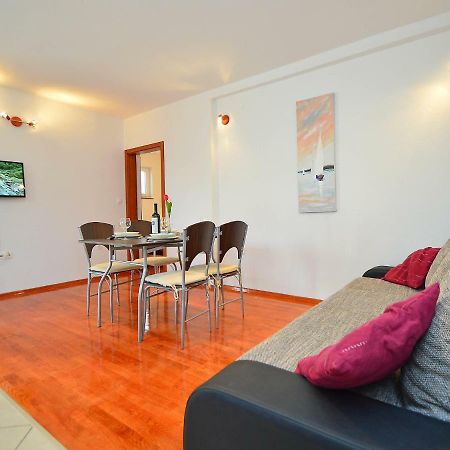 Apartment Ante-2 By Interhome ブロダリツァ エクステリア 写真